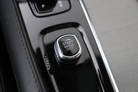 Volvo XC90 T8 Ultimate Bright | Trekhaak | Bowers & Wilkins | 22 inch | Panoramadak