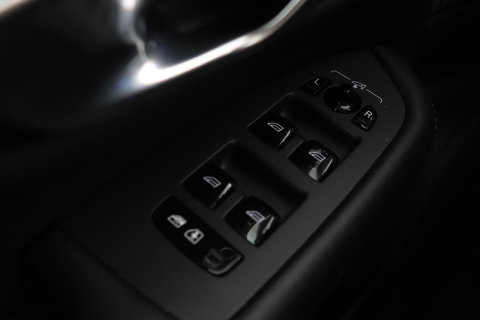 Volvo XC90 T8 Ultimate Bright | Trekhaak | Bowers & Wilkins | 22 inch | Panoramadak