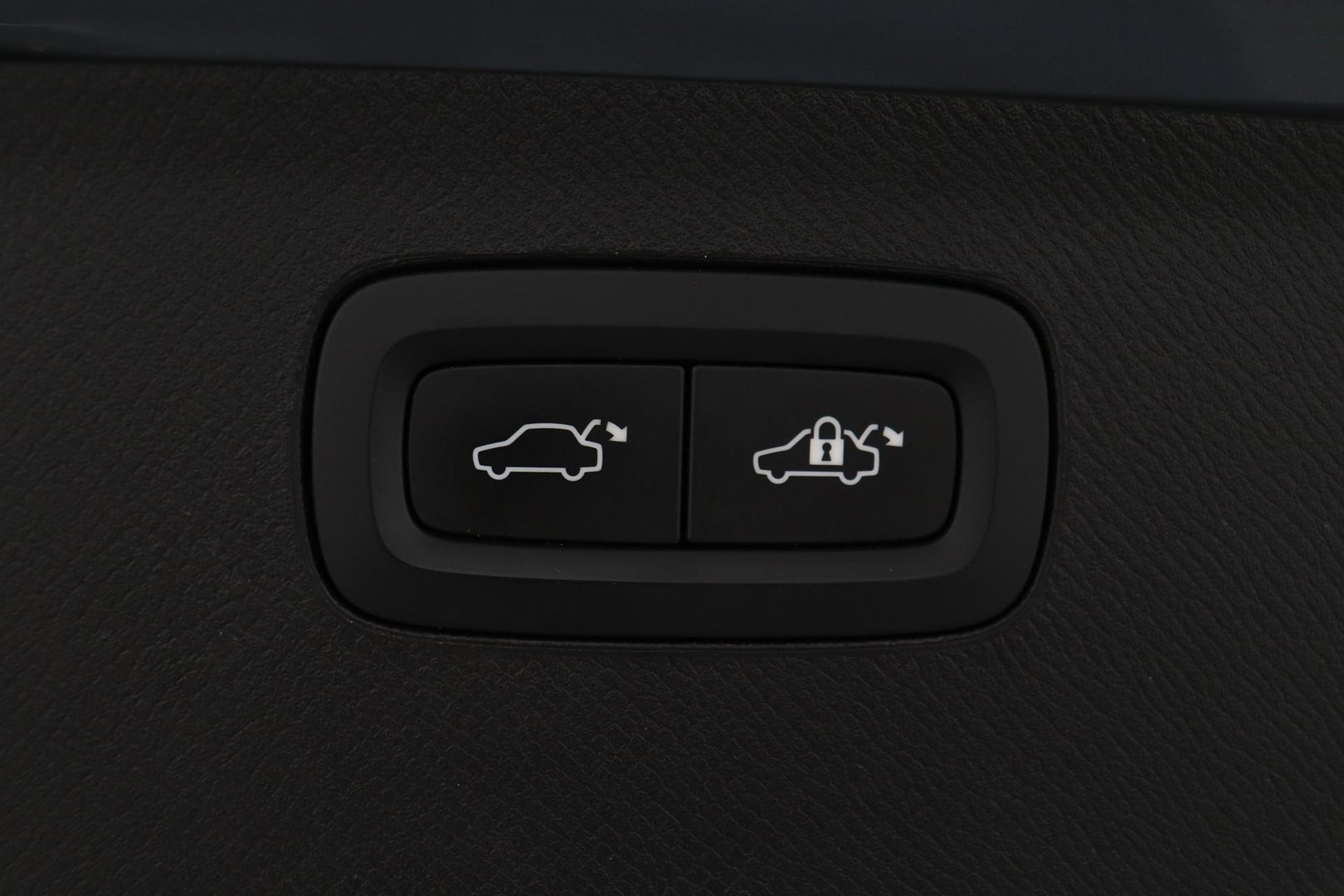 Volvo XC90 T8 Ultimate Bright | Trekhaak | Bowers & Wilkins | 22 inch | Panoramadak