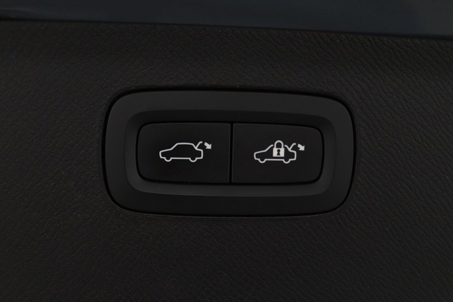 Volvo XC90 T8 Ultimate Bright | Trekhaak | Bowers & Wilkins | 22 inch | Panoramadak