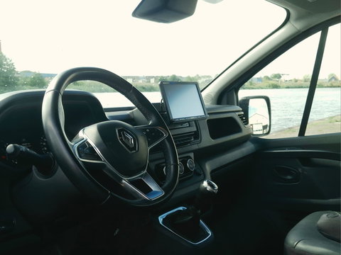 Renault Trafic 2.0 dCi L2H1 DC | Led | Unieke Kleur | Stuur Bediening | Cruise |