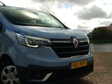 Renault Trafic 2.0 dCi L2H1 DC | Led | Unieke Kleur | Stuur Bediening | Cruise |