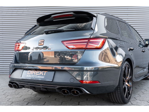 SEAT Leon ST 2.0 TSI 4DRIVE CUPRA R CARBON PANO BREMBO BEATS