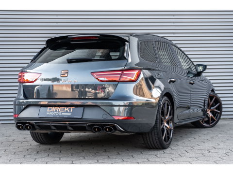SEAT Leon ST 2.0 TSI 4DRIVE CUPRA R CARBON PANO BREMBO BEATS