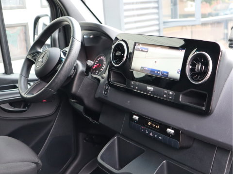 Mercedes-Benz Sprinter 317 CDI Euro 6 Automaat RWD - L2H2 - MBUX - Camera - LED - Cruise