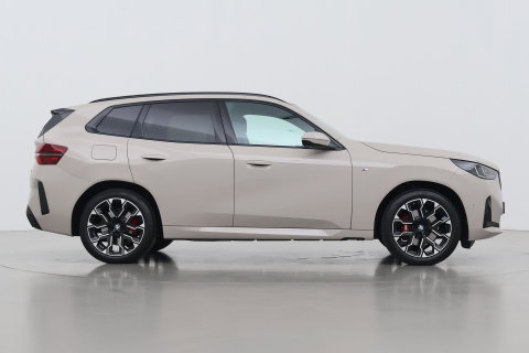 BMW X3 30e xDrive | M-Sport Pro | Trekhaak | Panoramadak | Head-up | ACC