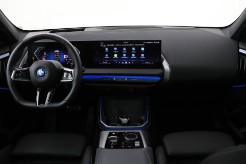 BMW X3 30e xDrive | M-Sport Pro | Trekhaak | Panoramadak | Head-up | ACC