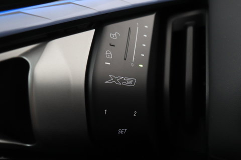 BMW X3 30e xDrive | M-Sport Pro | Trekhaak | Panoramadak | Head-up | ACC