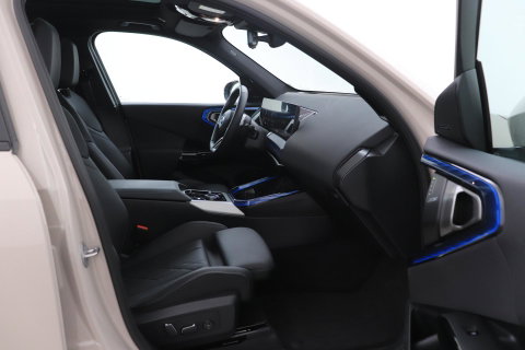 BMW X3 30e xDrive | M-Sport Pro | Trekhaak | Panoramadak | Head-up | ACC