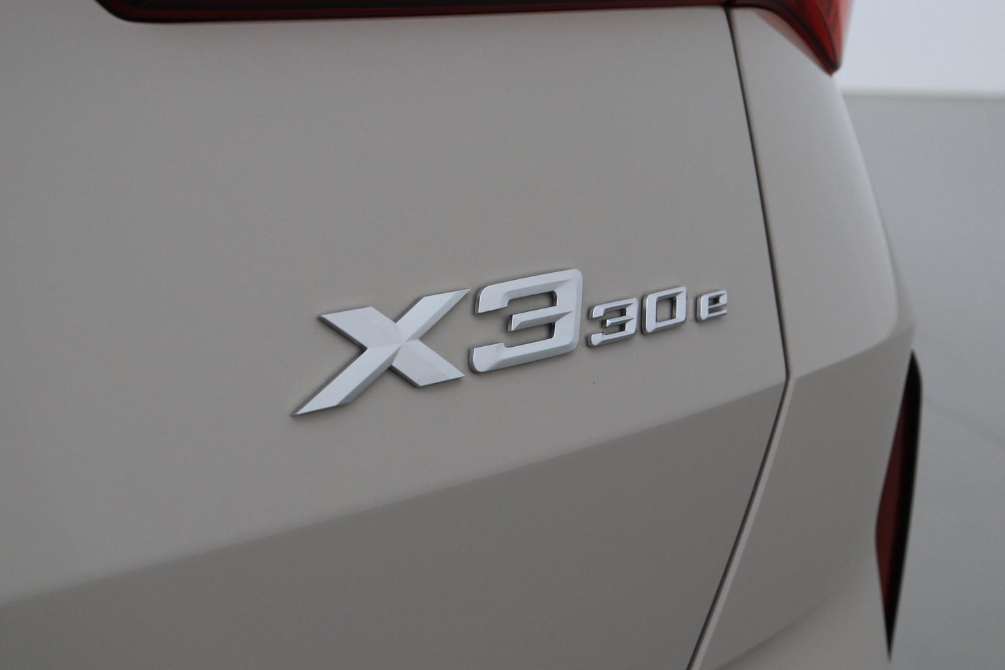 BMW X3 30e xDrive | M-Sport Pro | Trekhaak | Panoramadak | Head-up | ACC
