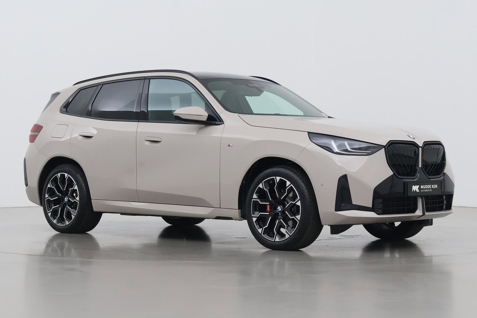 BMW X3 30e xDrive | M-Sport Pro | Trekhaak | Panoramadak | Head-up | ACC