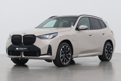BMW X3 30e xDrive | M-Sport Pro | Trekhaak | Panoramadak | Head-up | ACC