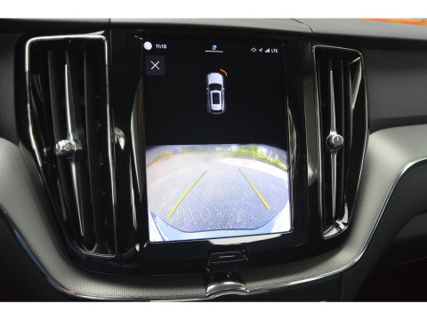 Volvo XC60 T6 Hybride AWD Plus Dark LONG RANGE | Panoramadak | Camera | Stoel + Stuur Verwarmd | Adaptive Cruise | Memory |