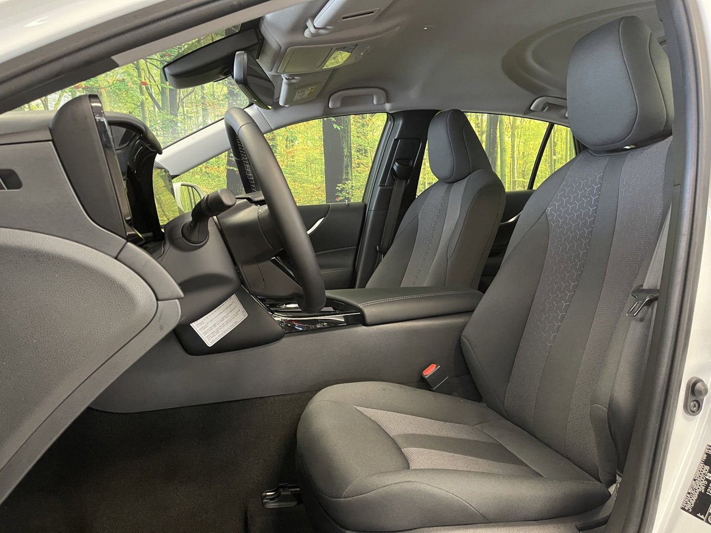 Toyota Mirai Dynamic | Apple Carplay | Android Auto | Keyless Go/Entry | DAB | Camera Achter | Spraakbediening | Rijmodus Regeling |