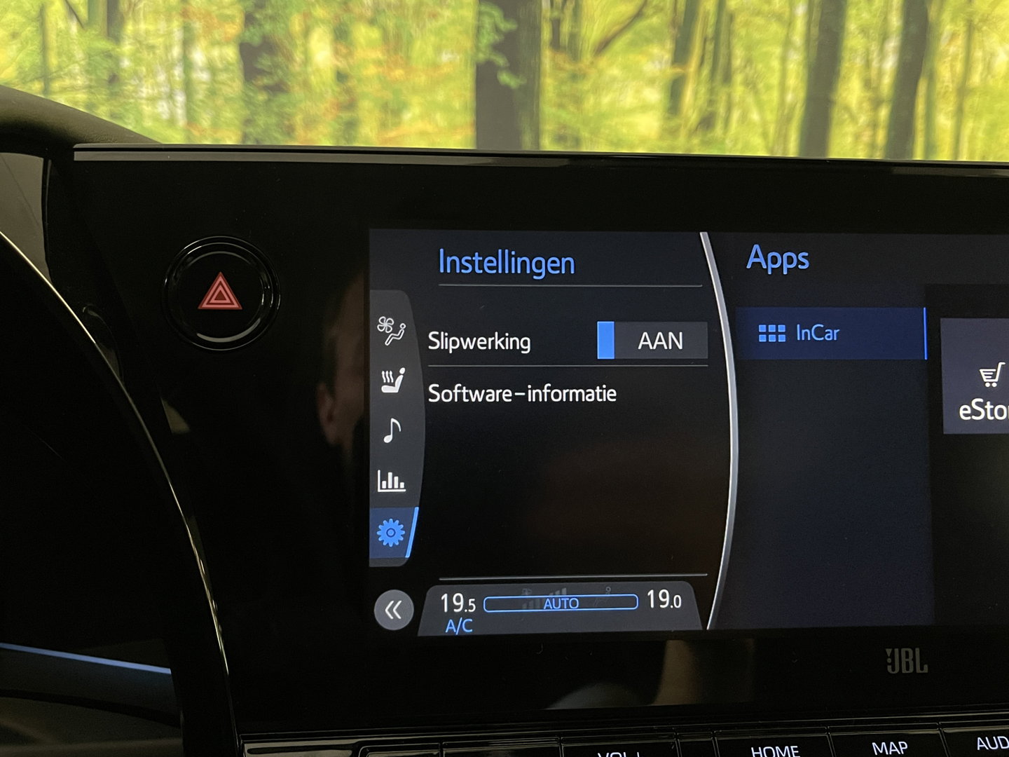 Toyota Mirai Dynamic | Apple Carplay | Android Auto | Keyless Go/Entry | DAB | Camera Achter | Spraakbediening | Rijmodus Regeling |