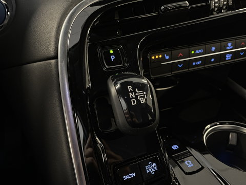 Toyota Mirai Dynamic | Apple Carplay | Android Auto | Keyless Go/Entry | DAB | Camera Achter | Spraakbediening | Rijmodus Regeling |
