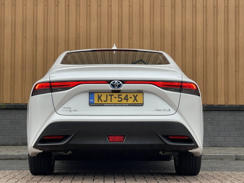 Toyota Mirai Dynamic | Apple Carplay | Android Auto | Keyless Go/Entry | DAB | Camera Achter | Spraakbediening | Rijmodus Regeling |