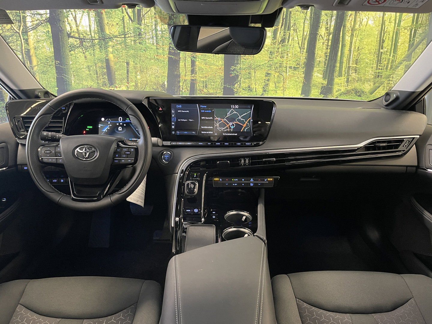 Toyota Mirai Dynamic | Apple Carplay | Android Auto | Keyless Go/Entry | DAB | Camera Achter | Spraakbediening | Rijmodus Regeling |