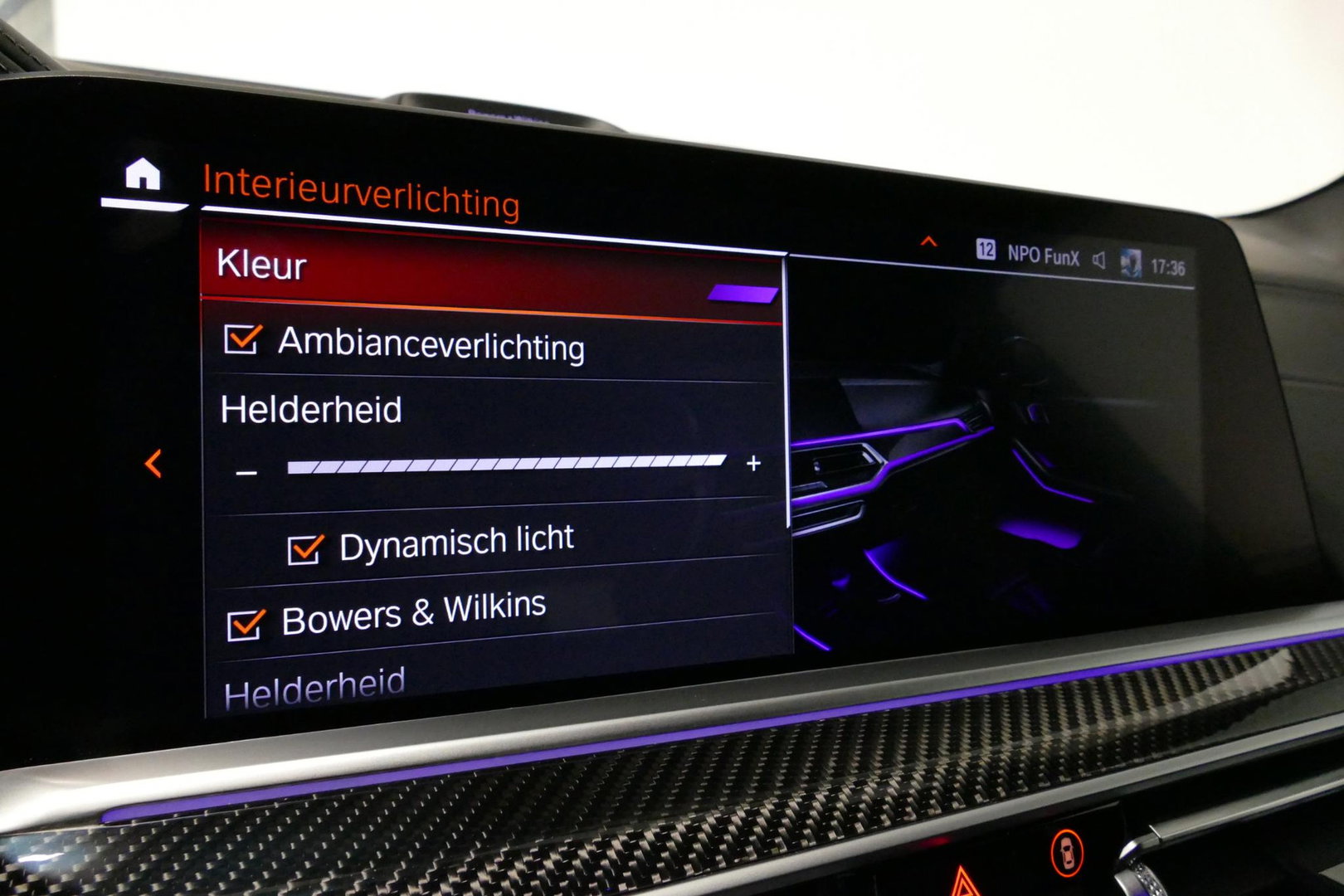 BMW X5 xDrive45e M Sport / Orig. Nederlands / Maxton Design Bodykit V.2 / Panoramadak Sky Lounge / Massage stoelen / Carbon inleg / Trekhaak / Elektr. verstelbare voorstoelen + memory / BMW Laser Koplampen / Bowers & Wilkins Sound-system / Head-up Display / Acht