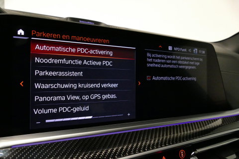 BMW X5 xDrive45e M Sport / Orig. Nederlands / Maxton Design Bodykit V.2 / Panoramadak Sky Lounge / Massage stoelen / Carbon inleg / Trekhaak / Elektr. verstelbare voorstoelen + memory / BMW Laser Koplampen / Bowers & Wilkins Sound-system / Head-up Display / Acht