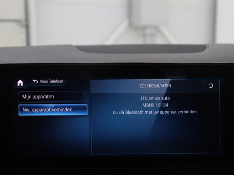 Mercedes-Benz EQA 250 Business Solution Luxury 67 kWh | SOH 94,7% | Half leder | Cruise control | Dodehoek detectie | Stoelverwarming | Camera | Park assist | Navigatie | Sfeerverlichting | Elektrische achterklep