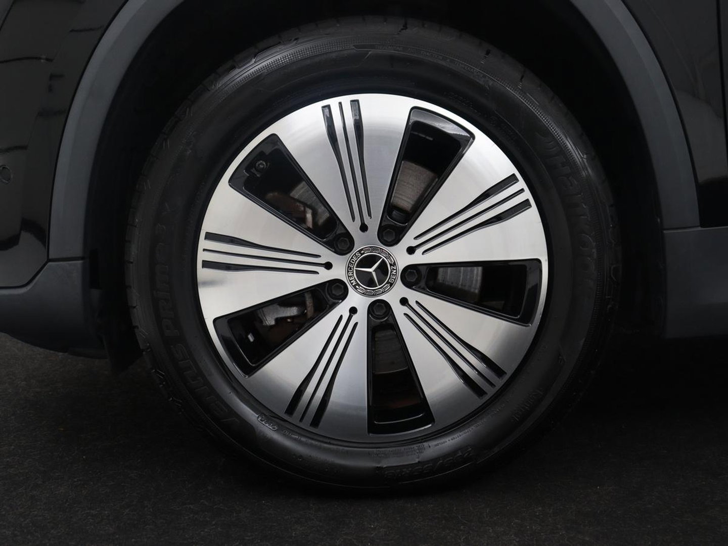 Mercedes-Benz EQA 250 Business Solution Luxury 67 kWh | SOH 94,7% | Half leder | Cruise control | Dodehoek detectie | Stoelverwarming | Camera | Park assist | Navigatie | Sfeerverlichting | Elektrische achterklep