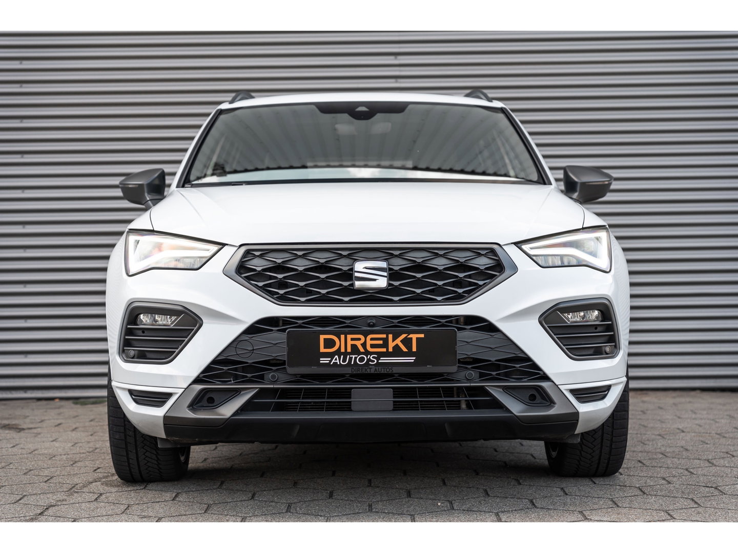 SEAT Ateca 2.0 TSI 4Drive FR PANO BEATS TREKHAAK CAMERA 360
