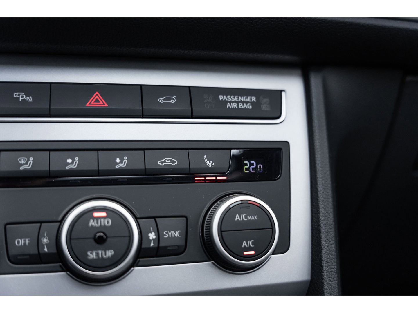 SEAT Ateca 2.0 TSI 4Drive FR PANO BEATS TREKHAAK CAMERA 360