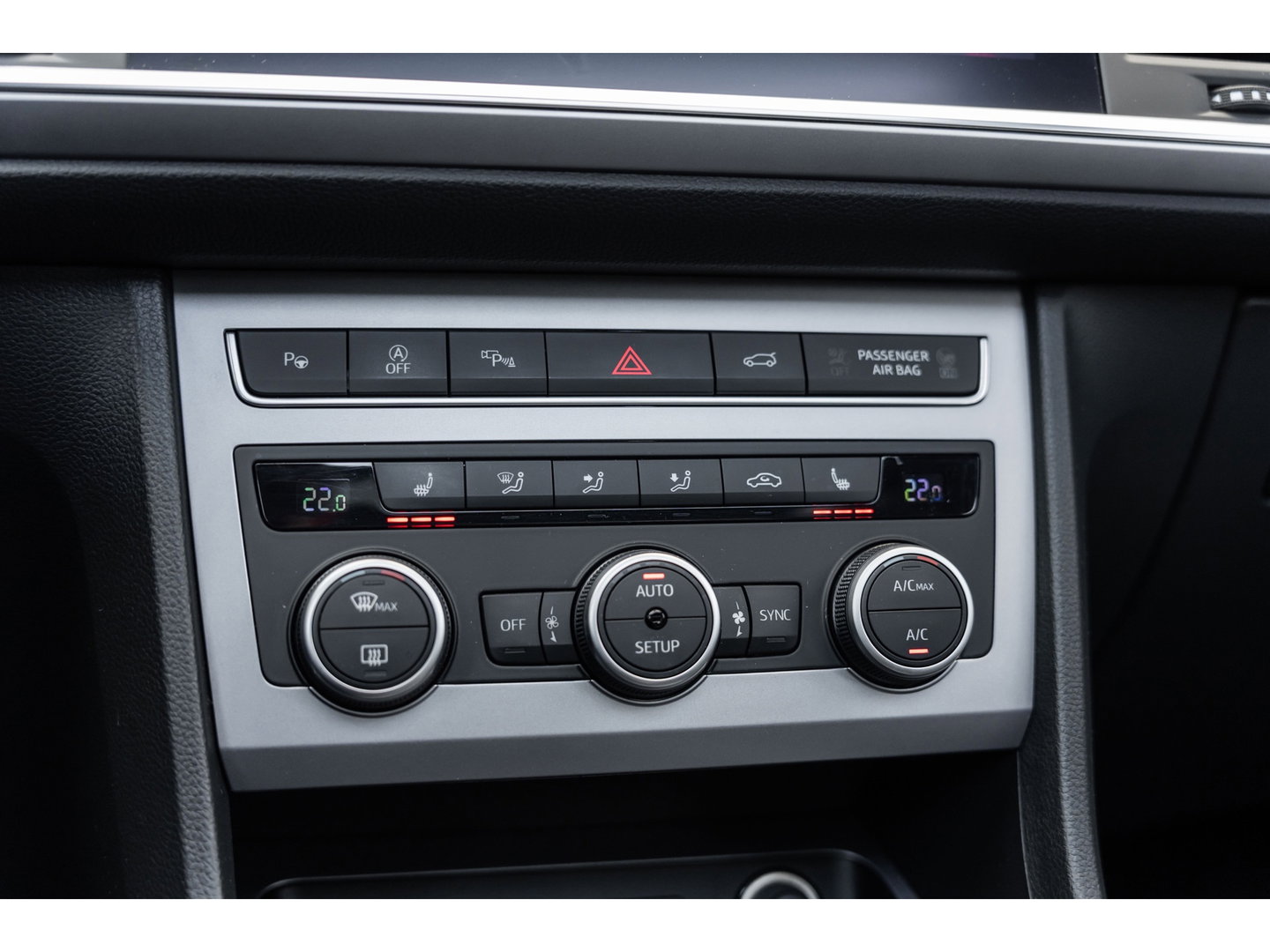SEAT Ateca 2.0 TSI 4Drive FR PANO BEATS TREKHAAK CAMERA 360