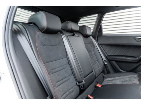 SEAT Ateca 2.0 TSI 4Drive FR PANO BEATS TREKHAAK CAMERA 360
