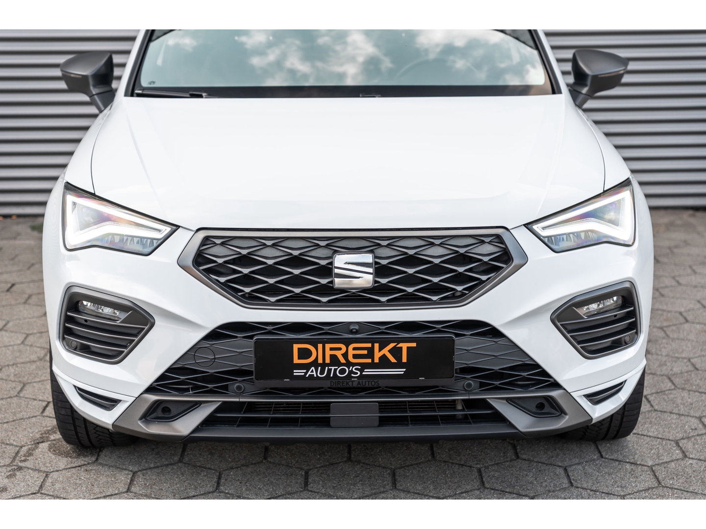 SEAT Ateca 2.0 TSI 4Drive FR PANO BEATS TREKHAAK CAMERA 360