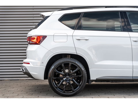 SEAT Ateca 2.0 TSI 4Drive FR PANO BEATS TREKHAAK CAMERA 360