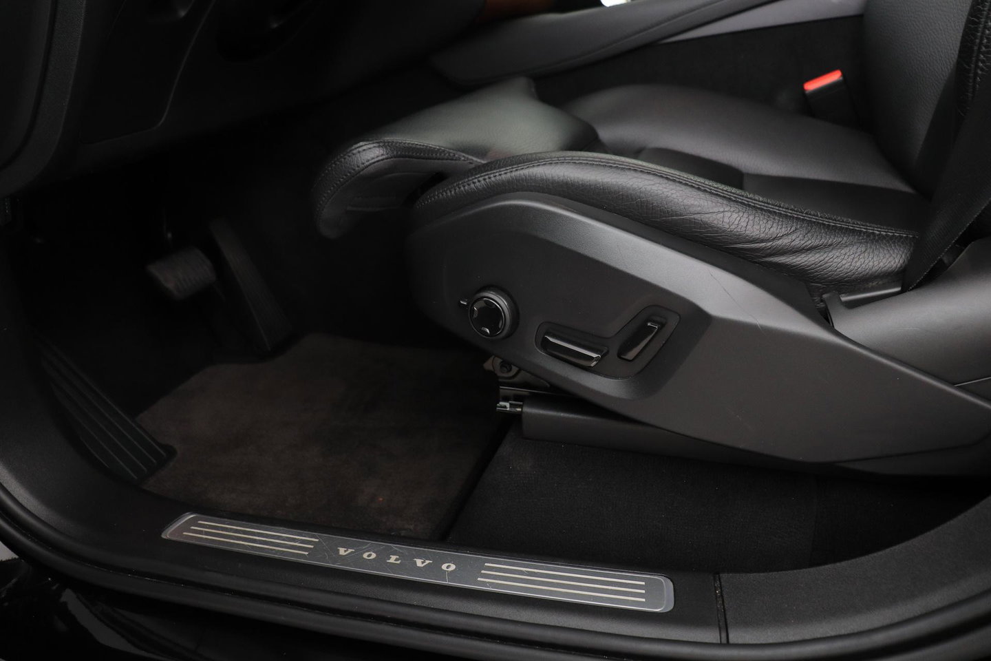 Volvo XC90 2.0 B5 AWD Inscription | Zie Omschrijving | Harman/Kardon | ACC | Pilot Assist | Panoramadak | 360° Camera | Trekhaak | Standkachel