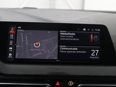 BMW 1-serie 118i Business Edition | Half leder | Cruise control | Stoelverwarming | Navigatie | Carplay | Park assist | Climate control | Virtual dashboard | 17" velgen
