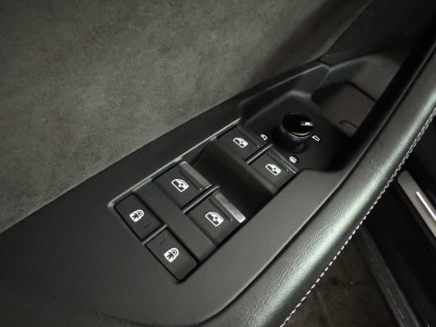 Audi A6 Avant 55 TFSI quattro Competition Pano|B&O|BlindSpot|Keyless|Camera