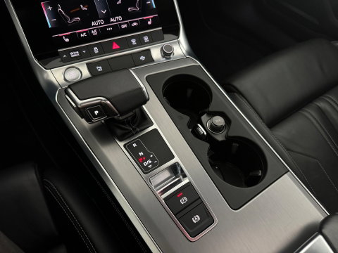 Audi A6 Avant 55 TFSI quattro Competition Pano|B&O|BlindSpot|Keyless|Camera