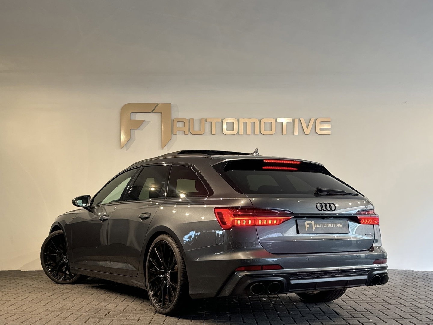 Audi A6 Avant 55 TFSI quattro Competition Pano|B&O|BlindSpot|Keyless|Camera