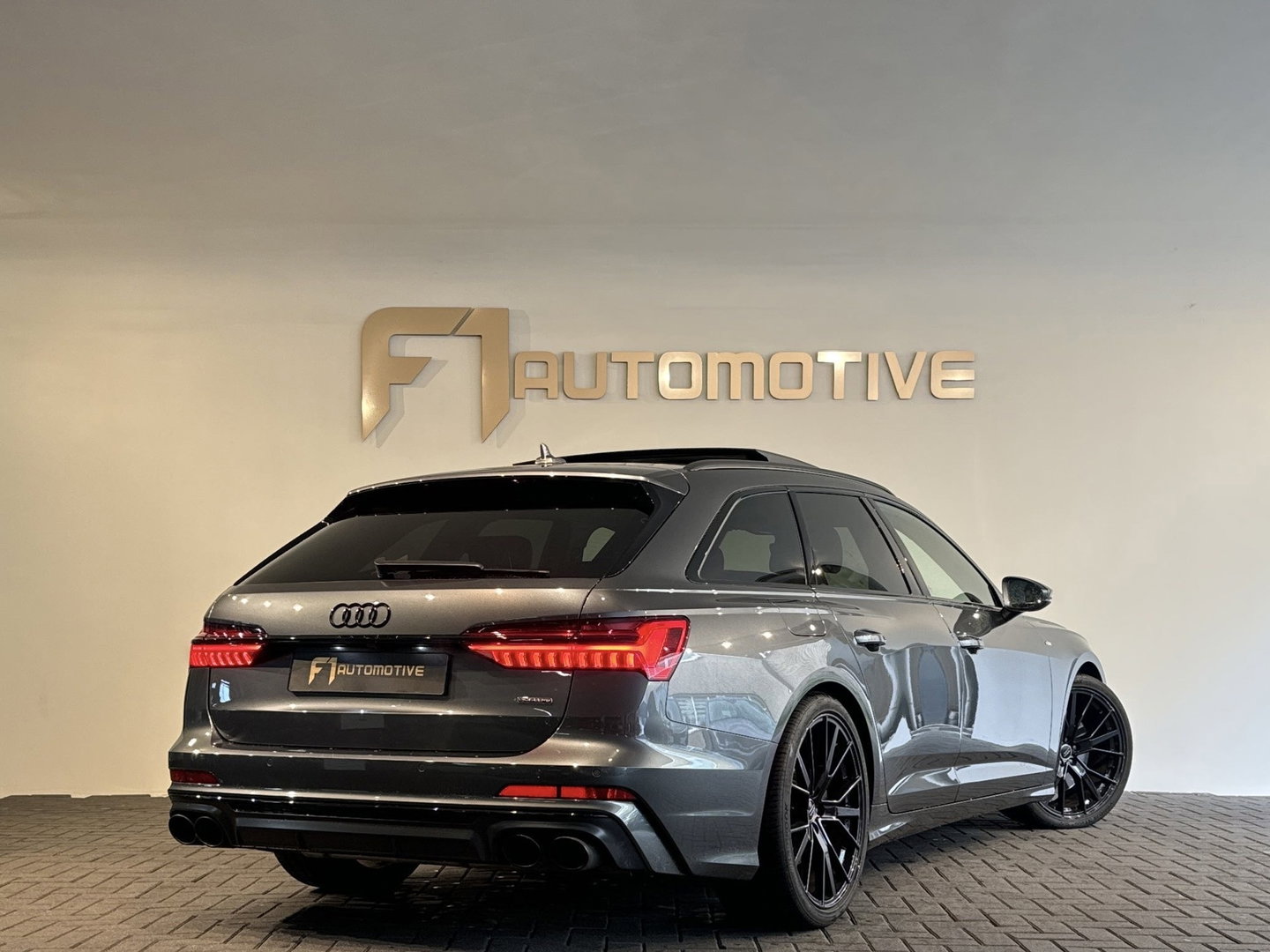 Audi A6 Avant 55 TFSI quattro Competition Pano|B&O|BlindSpot|Keyless|Camera