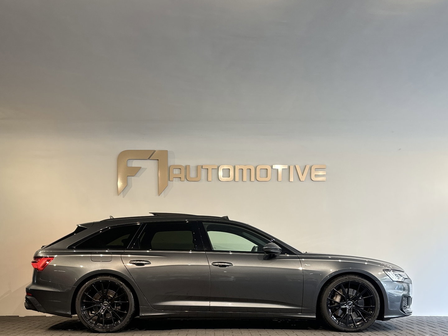 Audi A6 Avant 55 TFSI quattro Competition Pano|B&O|BlindSpot|Keyless|Camera