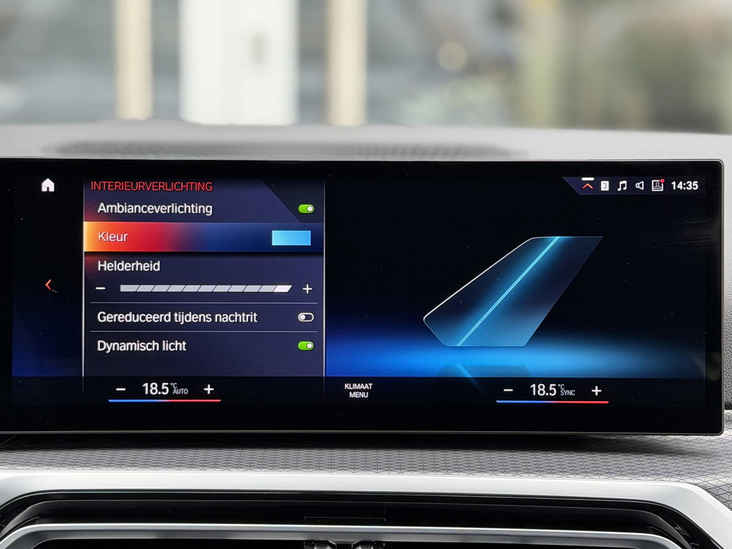BMW 3 Serie Touring 330e xDrive M-Sport Pro |Pano|Driving Ass Prof|Innovation|360Cam|19"|