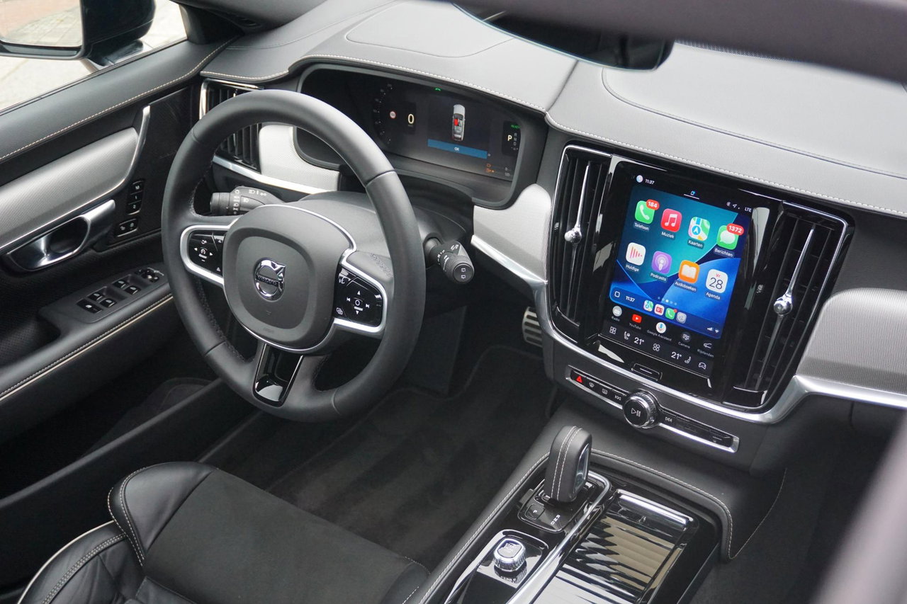 Volvo V90