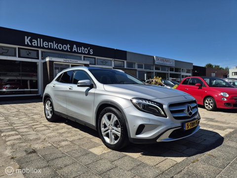 Mercedes-Benz GLA 200 Prestige, Pano, Leer, Trekhaak, NAP!