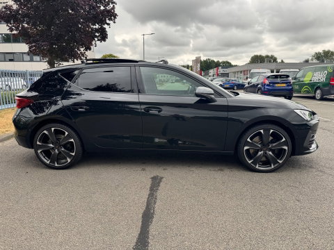 CUPRA Leon 1.4 e-Hybrid VZ Camera Led 245 PK Panorama Leder FR