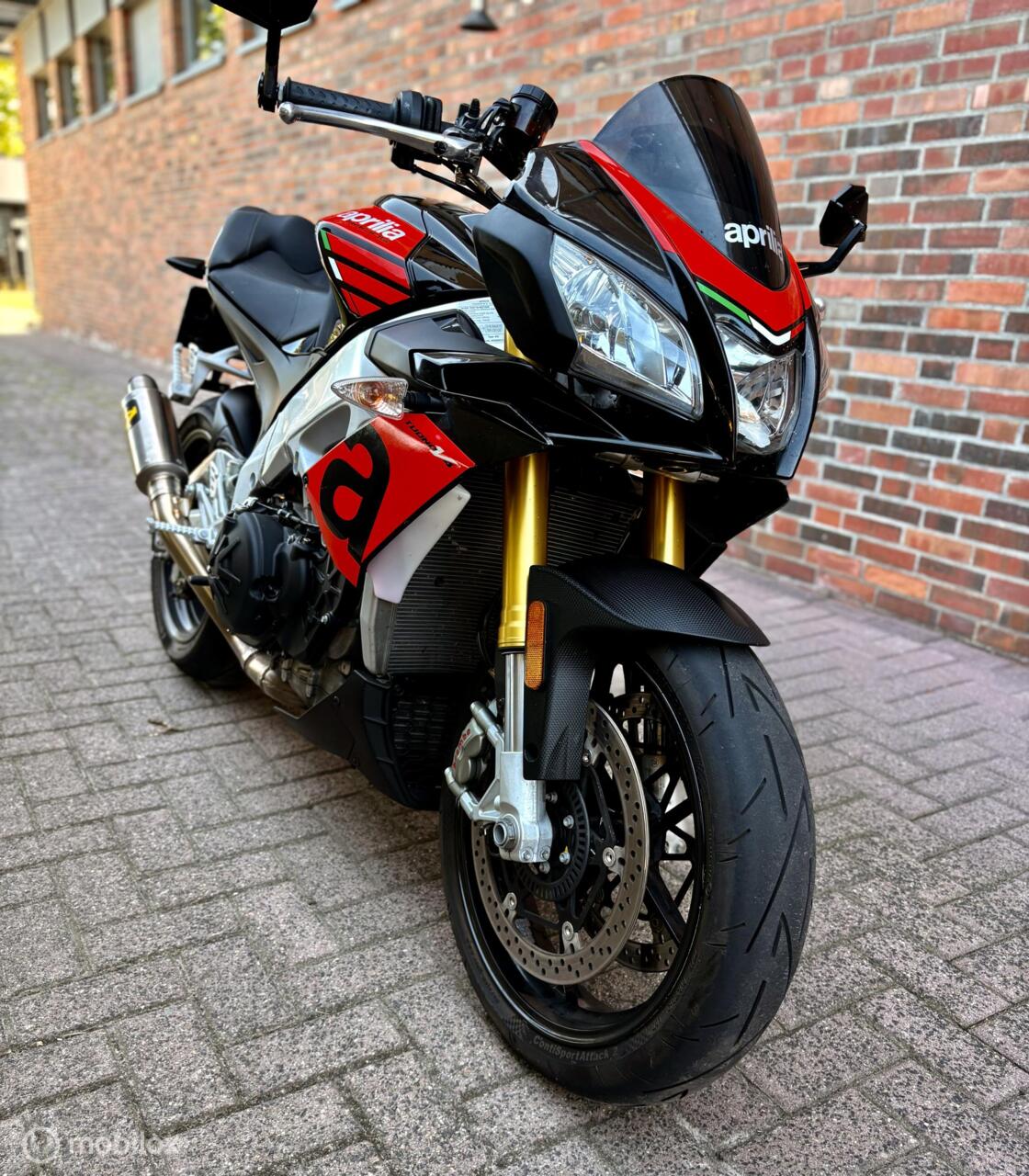 Aprilia Tuono V4