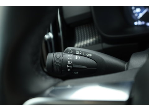 Volvo XC40 1.5 T4 211 PK Recharge R-Design |Trekhaak | 360 camera | Leer | Stoel + stuurverwarming |  Elek. Stoelen |