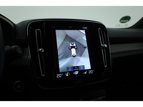 Volvo XC40 1.5 T4 211 PK Recharge R-Design |Trekhaak | 360 camera | Leer | Stoel + stuurverwarming |  Elek. Stoelen |