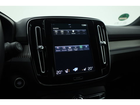 Volvo XC40 1.5 T4 211 PK Recharge R-Design |Trekhaak | 360 camera | Leer | Stoel + stuurverwarming |  Elek. Stoelen |