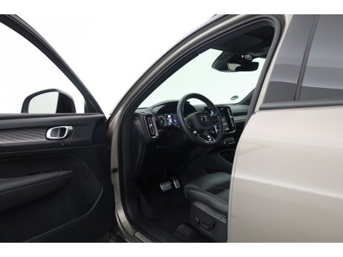 Volvo XC40 1.5 T4 211 PK Recharge R-Design |Trekhaak | 360 camera | Leer | Stoel + stuurverwarming |  Elek. Stoelen |