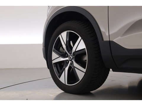 Volvo XC40 1.5 T4 211 PK Recharge R-Design |Trekhaak | 360 camera | Leer | Stoel + stuurverwarming |  Elek. Stoelen |