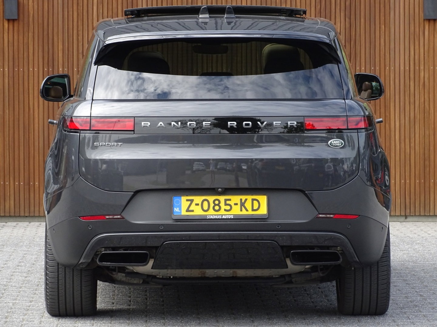 Land Rover Range Rover Sport P440e Dynamic SE / 23" Carbon / Meridian / Matrix / 2024 / 360°